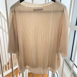 pleated cream zara top
